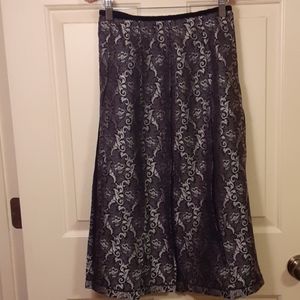 Beautiful Silver/Black Trevan Vintage Skirt